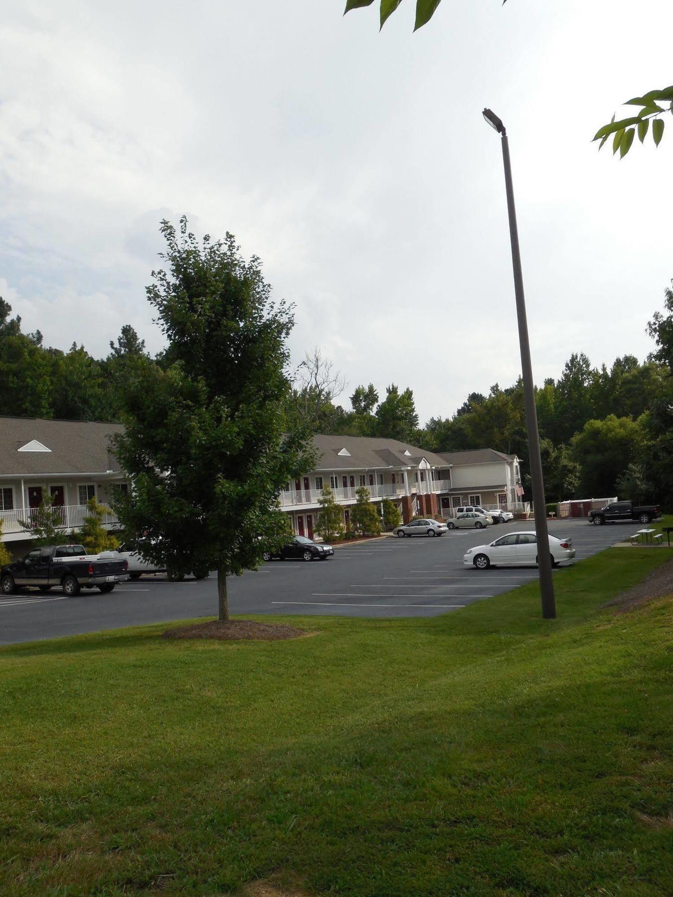 Affordable Suites Salisbury Exterior photo